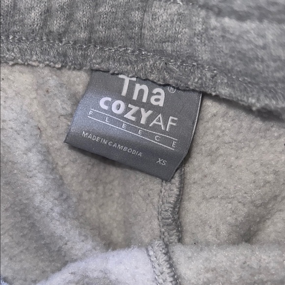 TNA Cozy AF Fleece Shorts - Picture 3 of 3